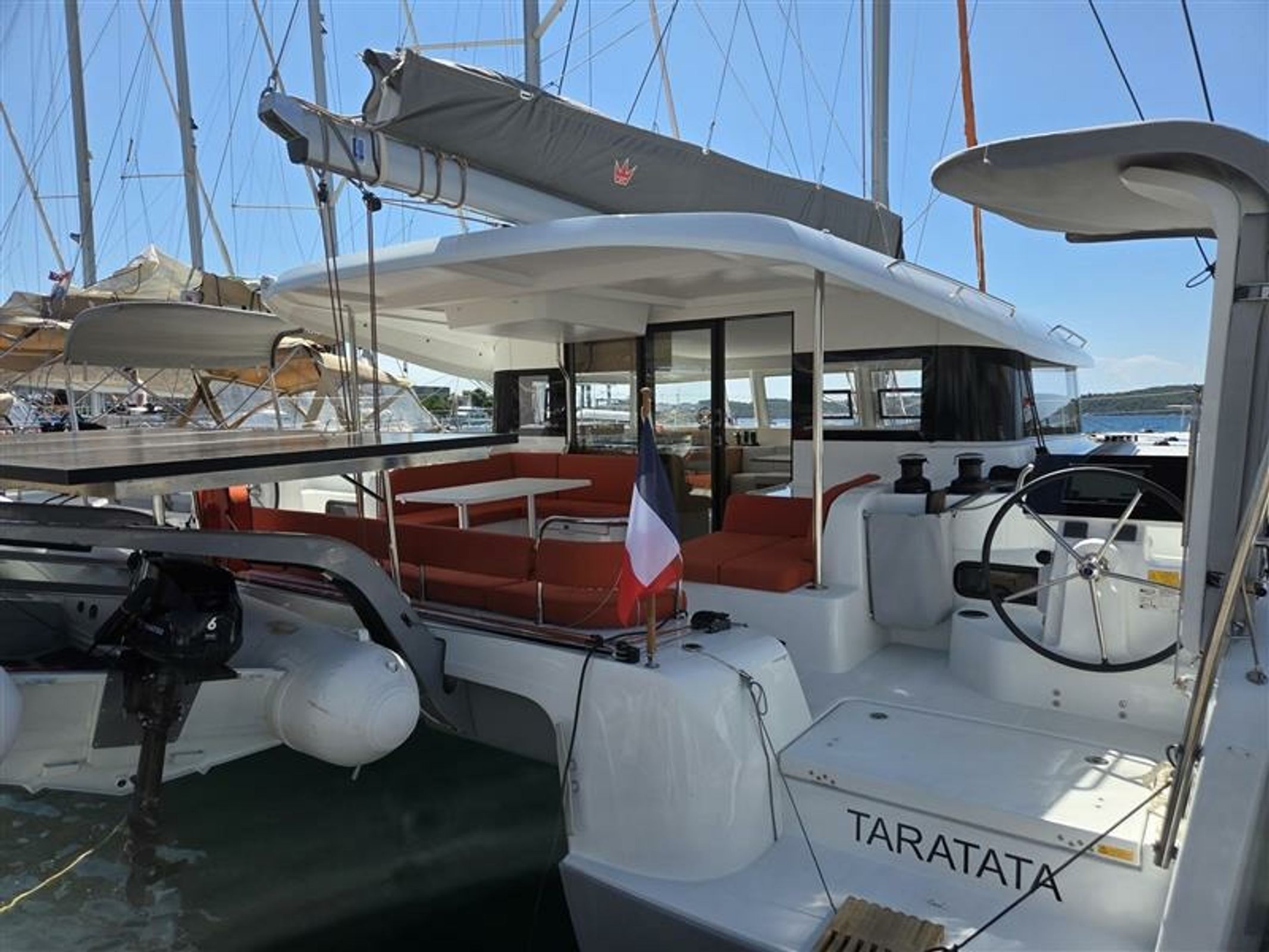 Excess 14 | Taratata