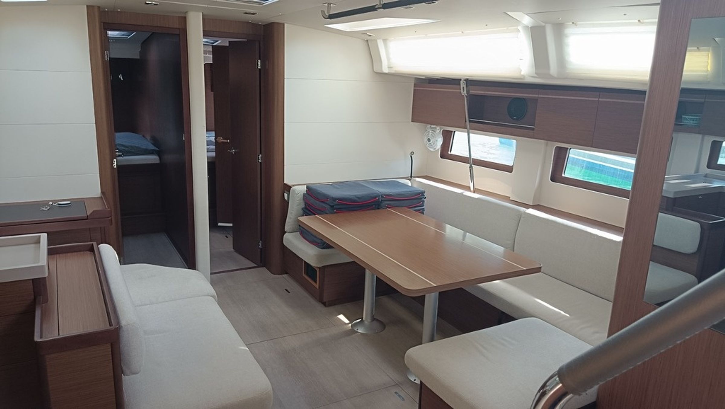 Beneteau Oceanis 51.1 | Alba