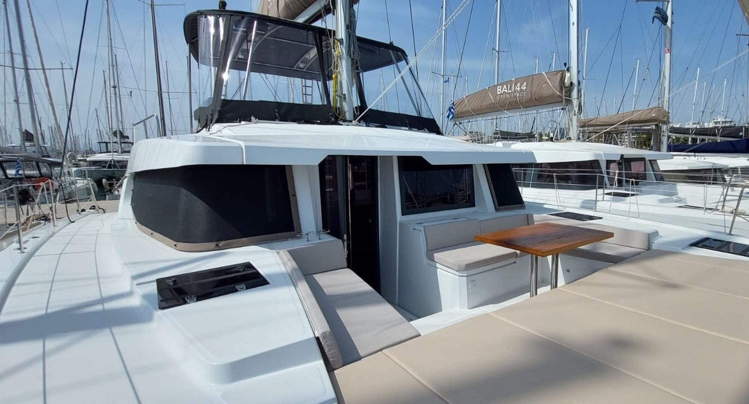 Bali 4.6 | Poseidon