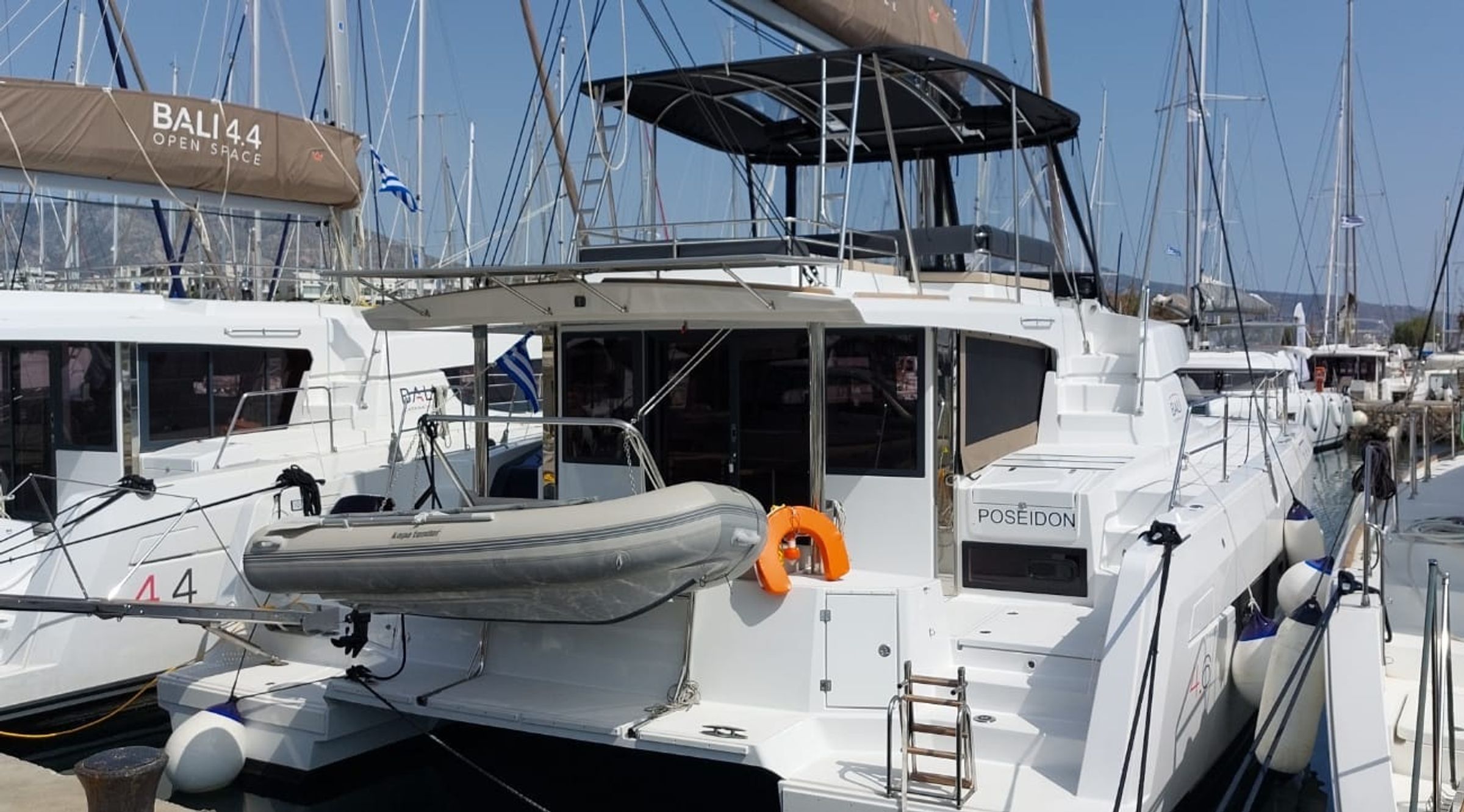 Bali 4.6 | Poseidon
