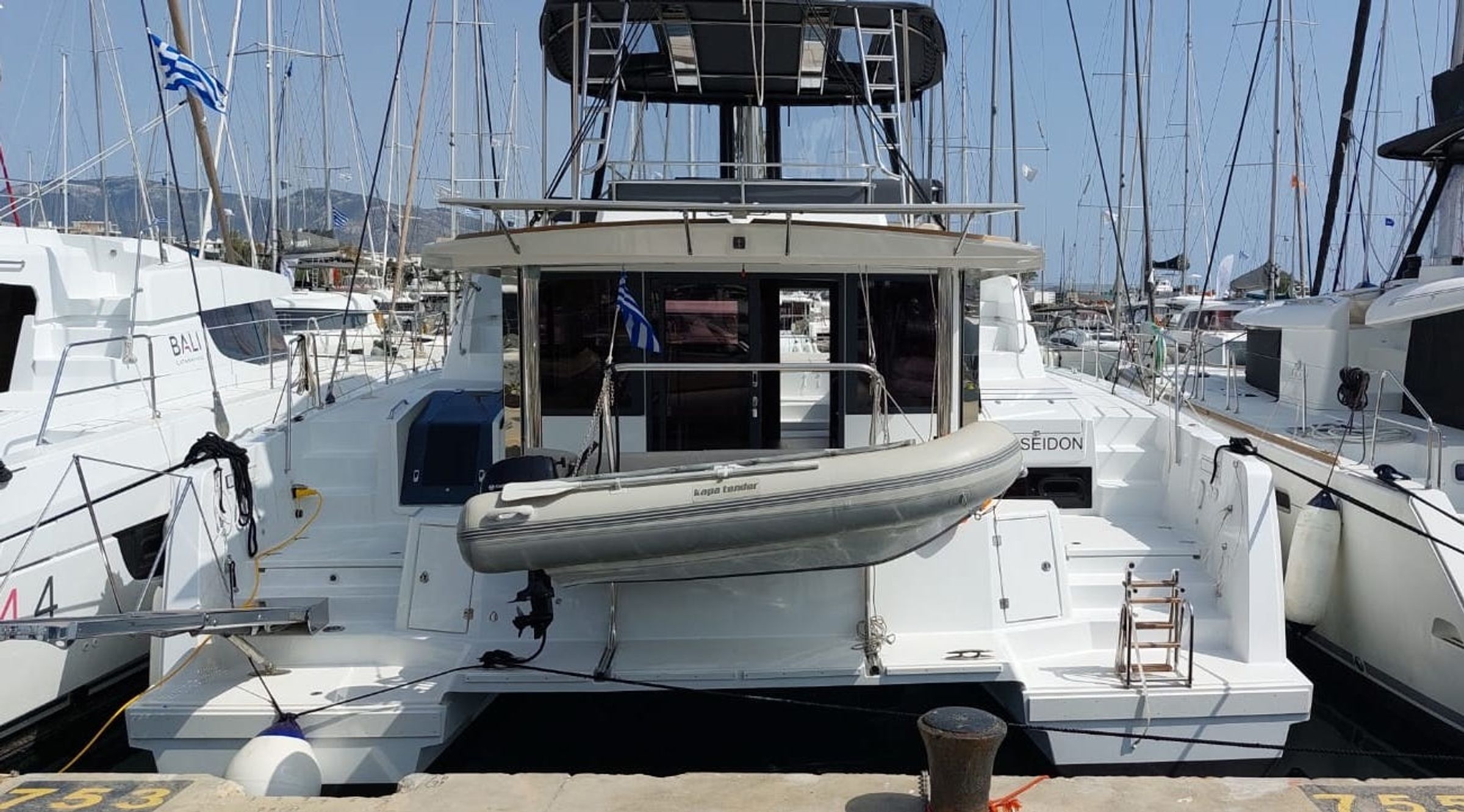Bali 4.6 | Poseidon