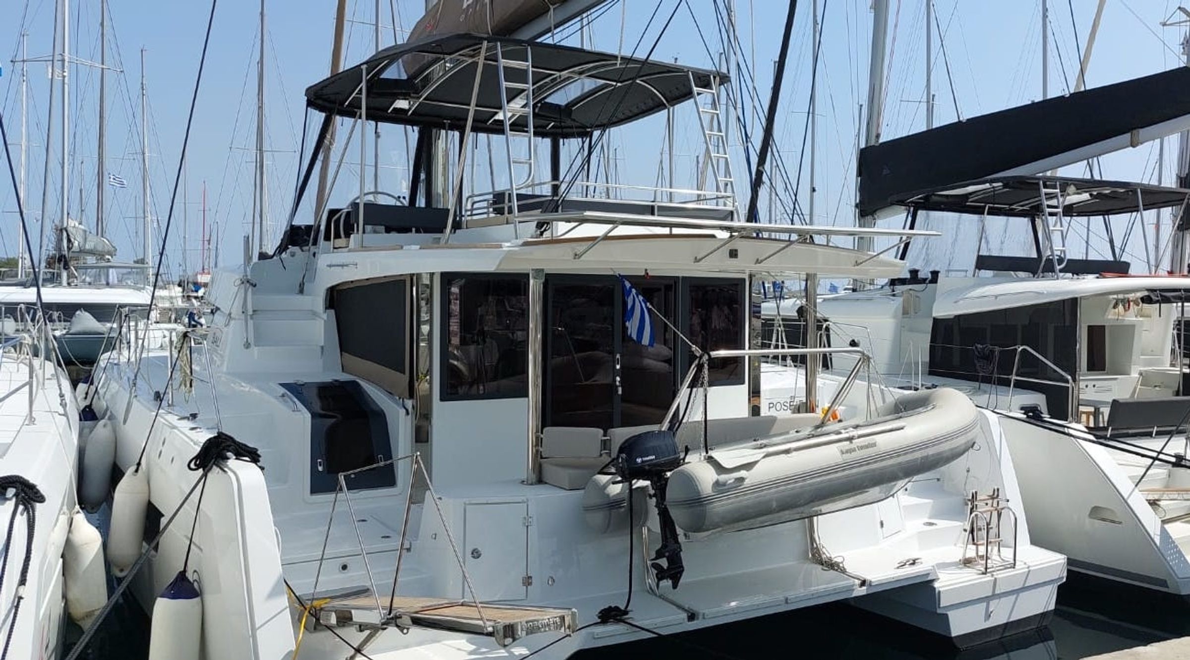 Bali 4.6 | Poseidon