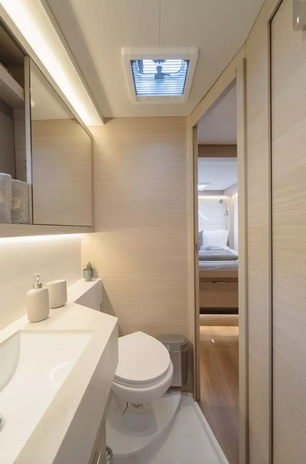 Lagoon 51 | Navya