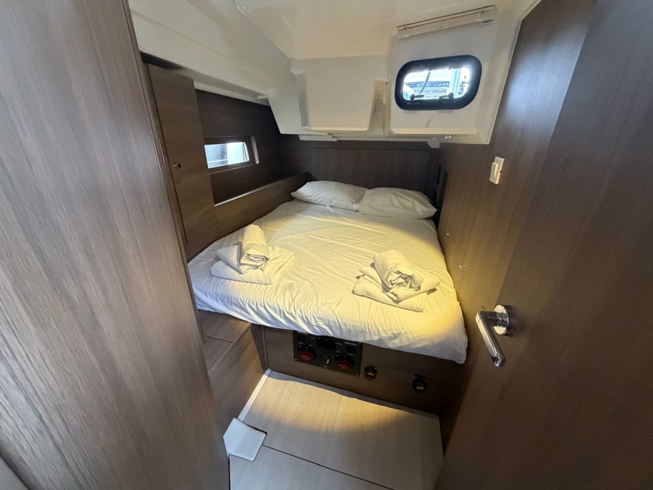 Beneteau Oceanis 47 | Offline