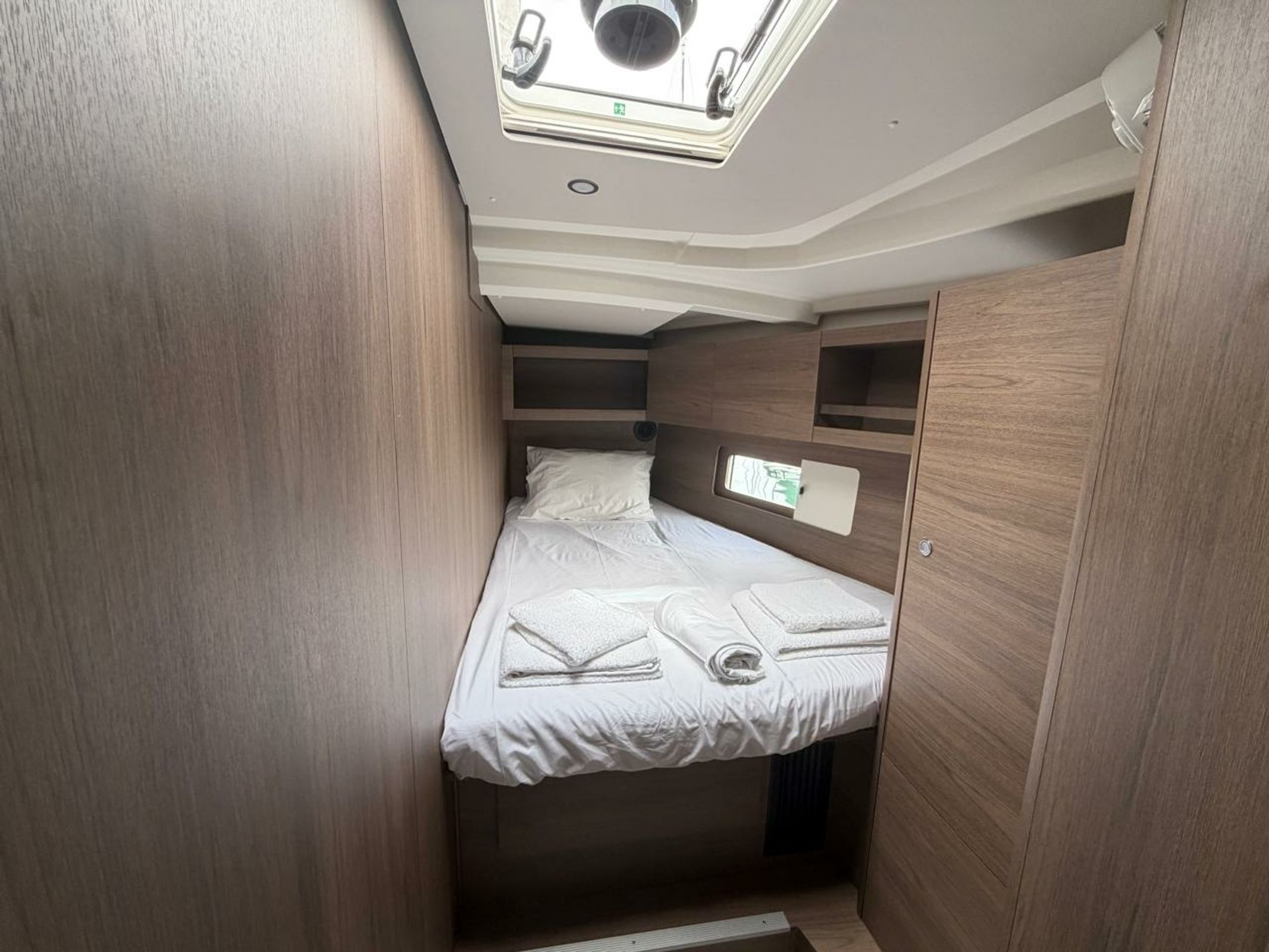 Beneteau Oceanis 47 | Offline