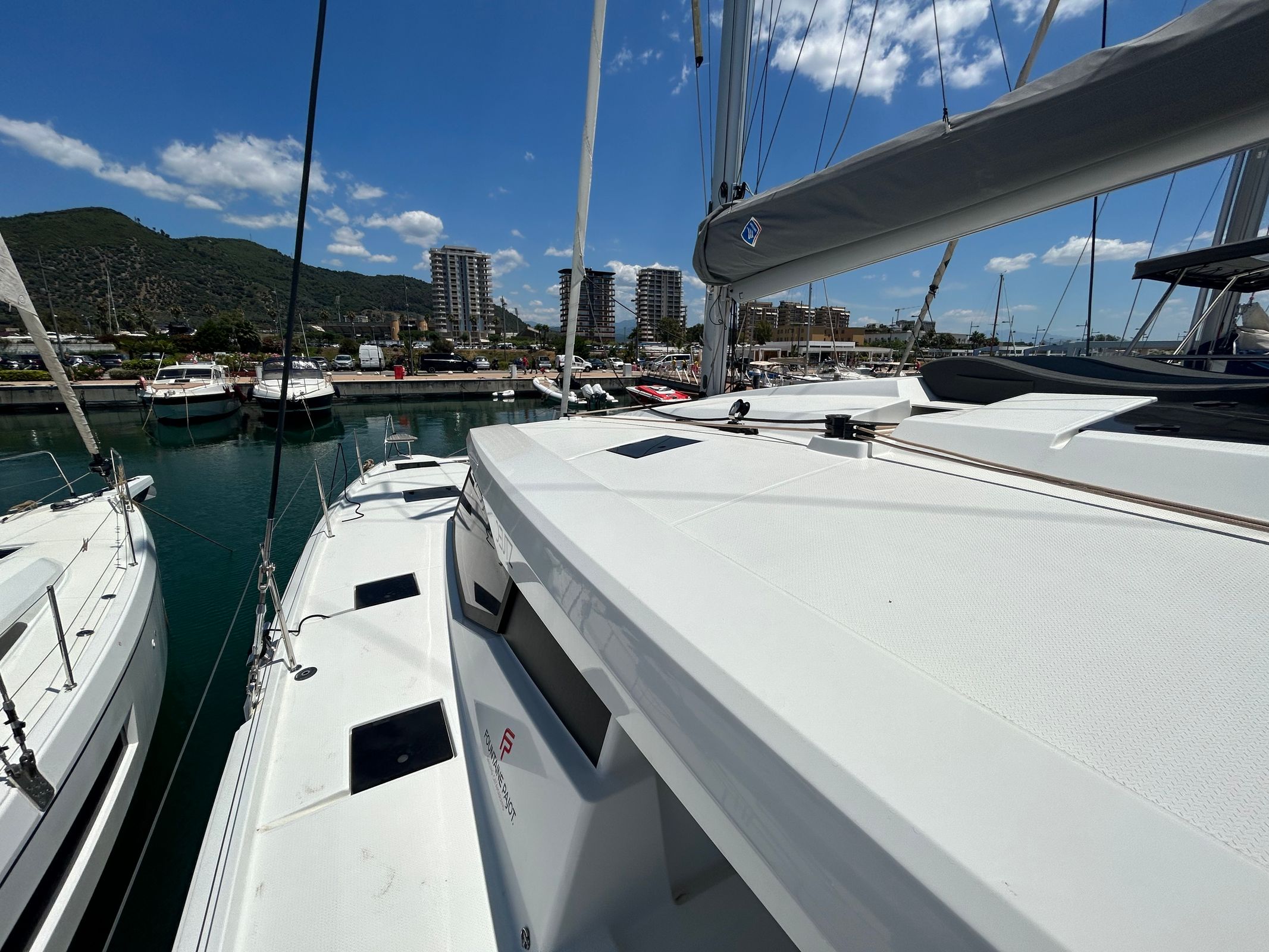 Fountaine Pajot Astrea 42 | Deutz
