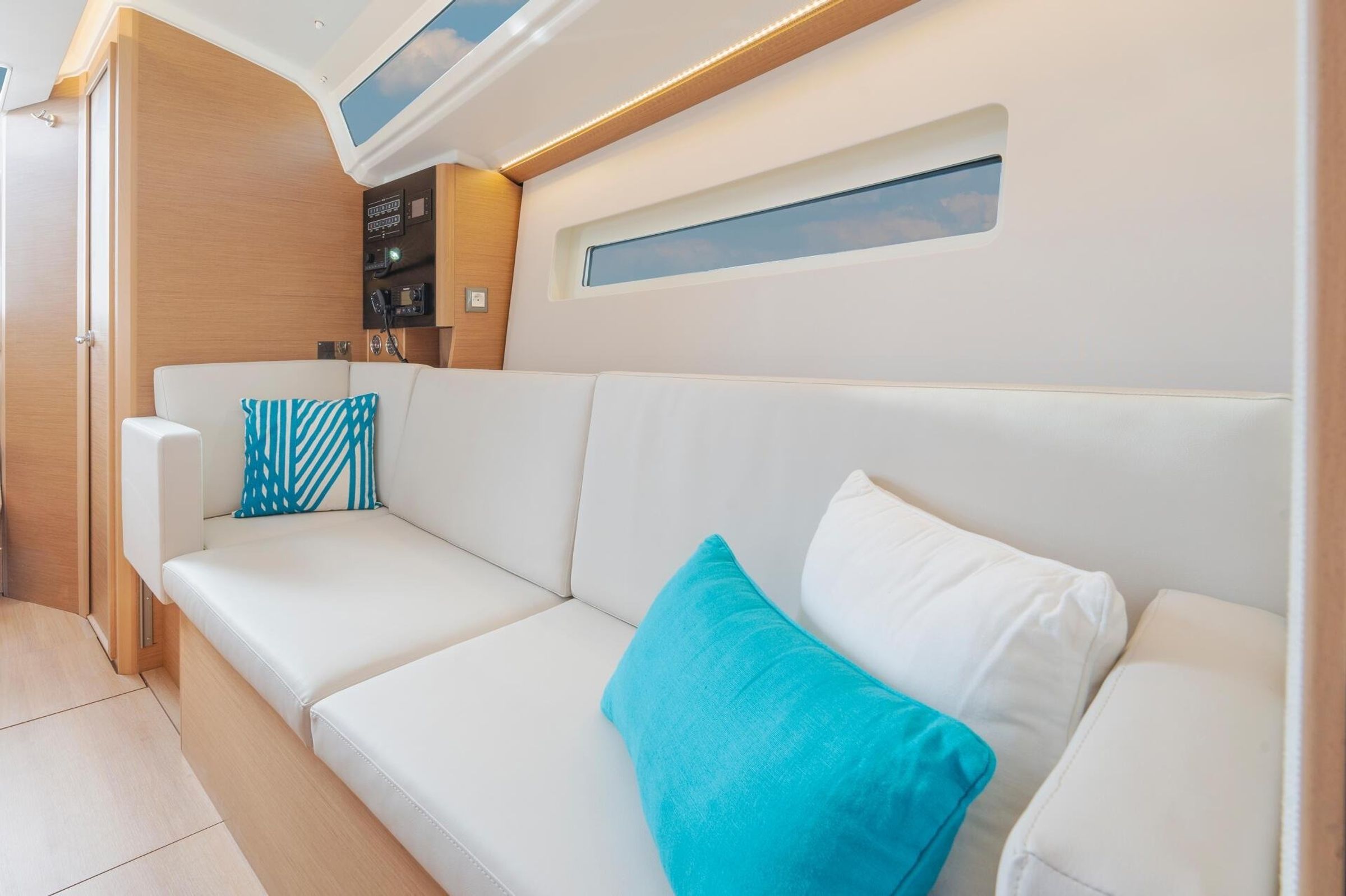 Jeanneau Sun Odyssey 350 | Nala