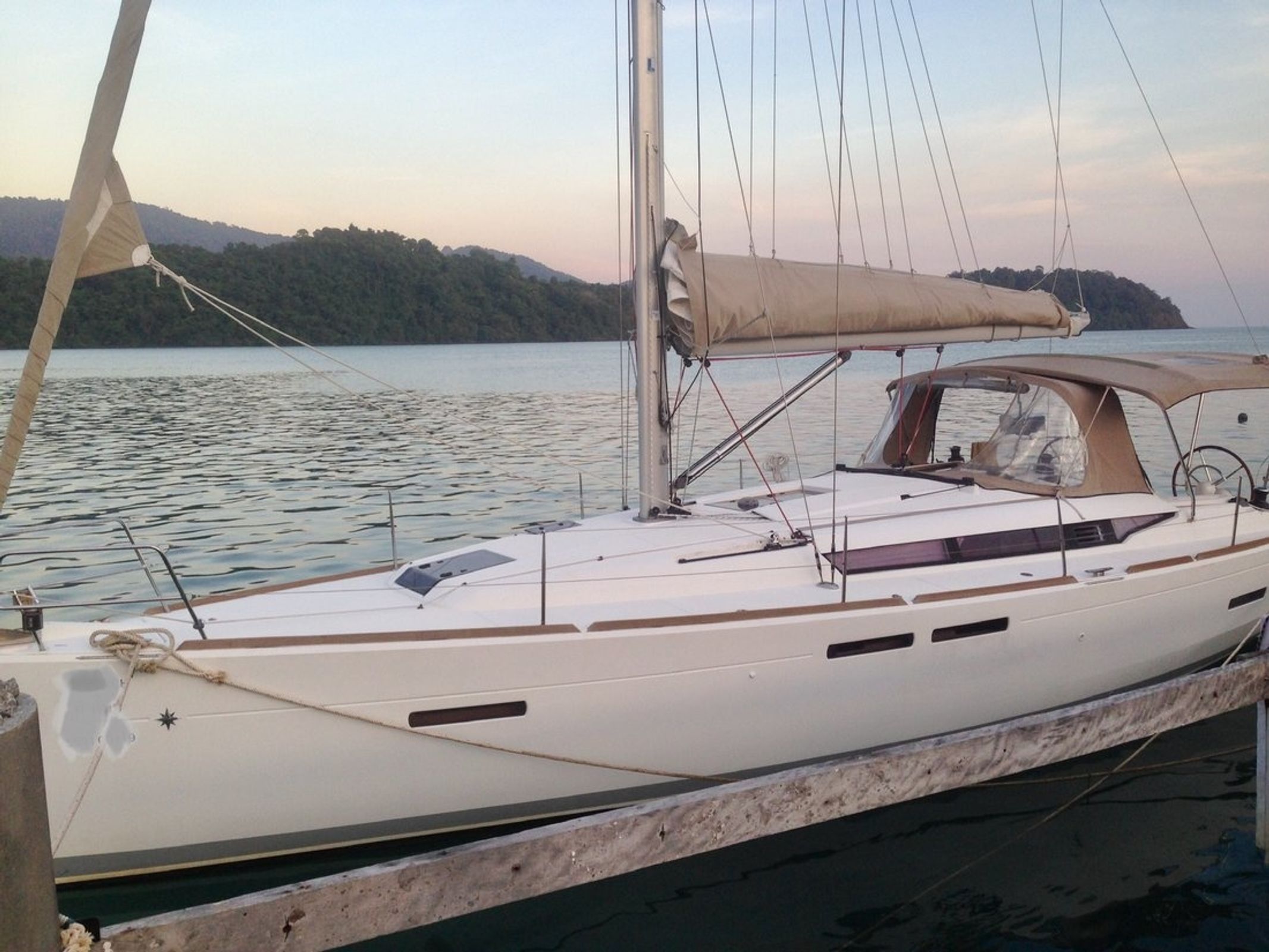 Jeanneau Sun Odyssey 409 | Malee