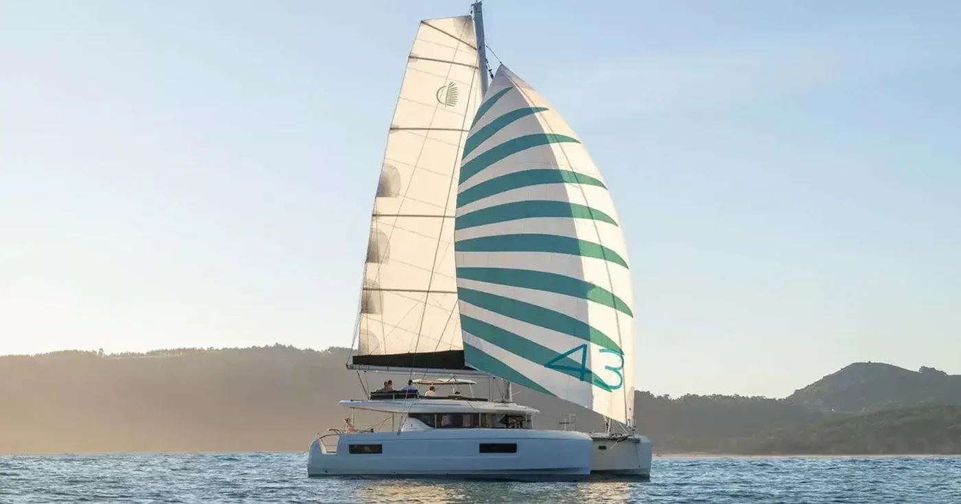 Lagoon 43 | Alma